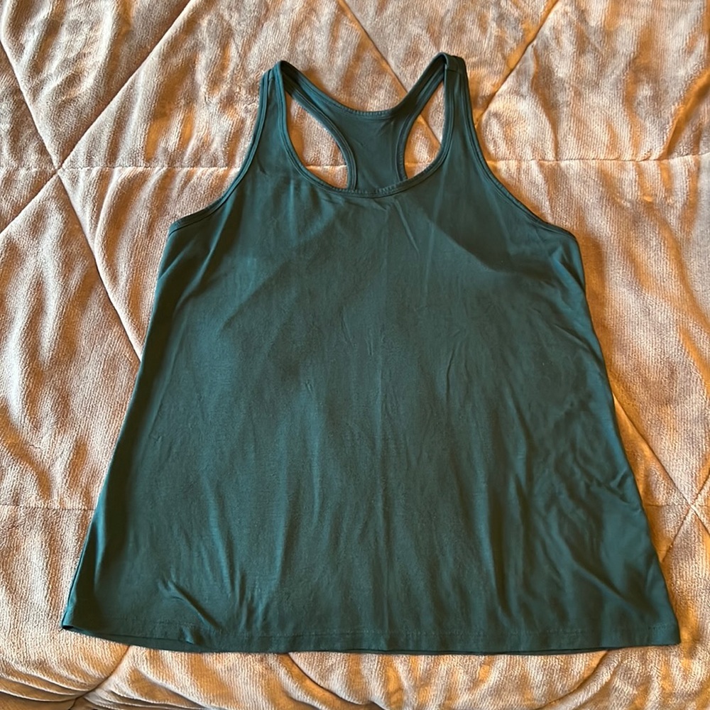 Large Old Navy Active Tank Top